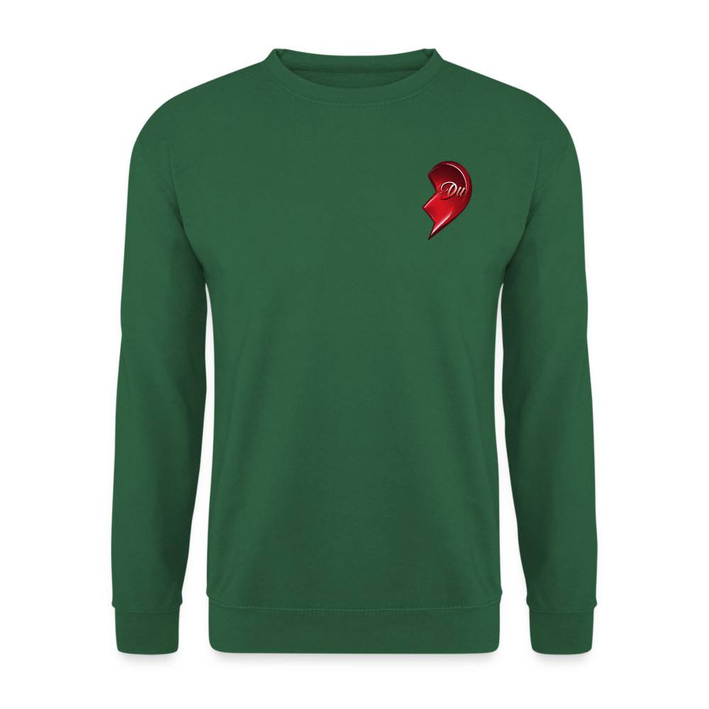 Grüner Streetwear Pullover mit Herz-Hälfte auf der linken Brust. Partnerlook-Design – Perfekte Geschenkidee für Maenner und Frauen zum Valentinstag.