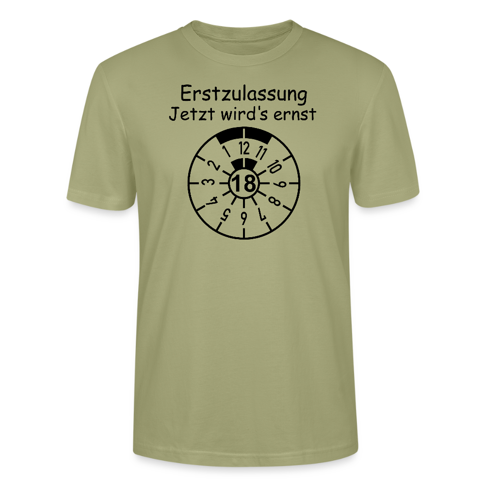18. Geburtstag T-Shirt Erstzulassung jetzt wird's ernst TÜV Plakette Design nebelgrün Bio-Baumwolle - StreetwearX